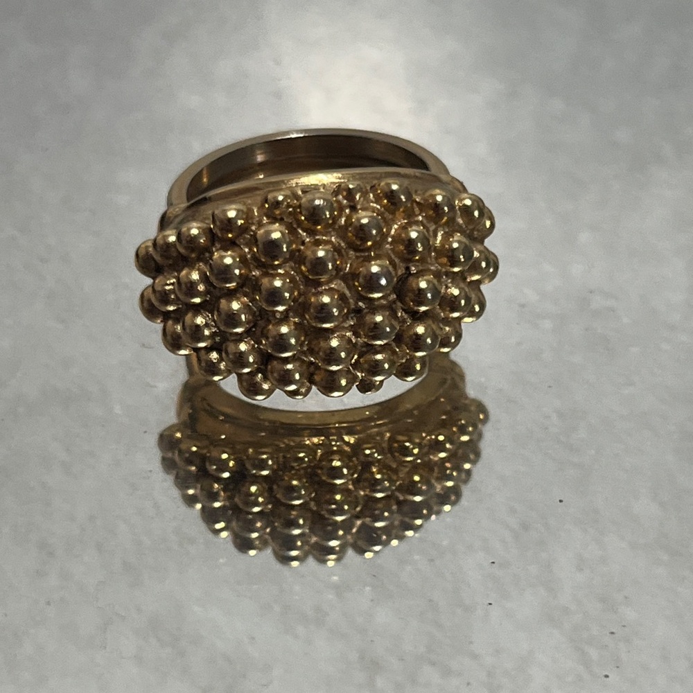 Authentic vintage gold yves saint laurent ring size 7.5 - Picture 1 of 8